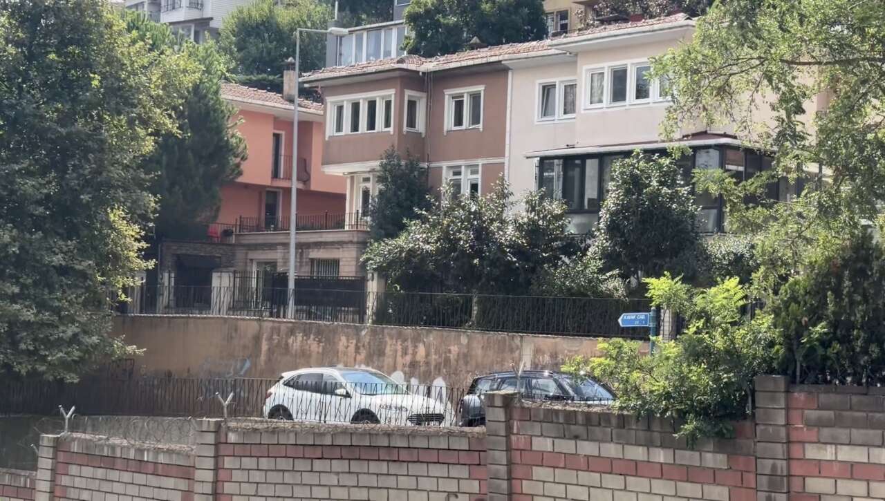 Yazar Murat Koparan’dan acı haber! Evinde vurulmuş halde ölü bulundu 3